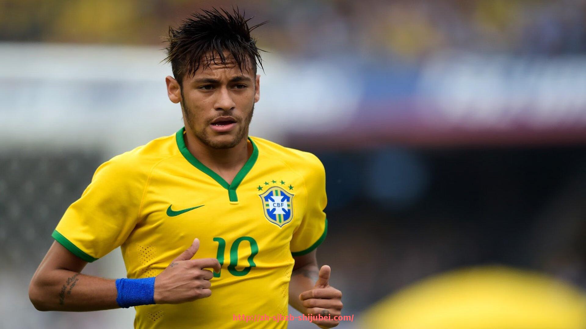 世俱杯直播-世俱杯比赛暂停期间裁判沟通机制的设计与实际运用