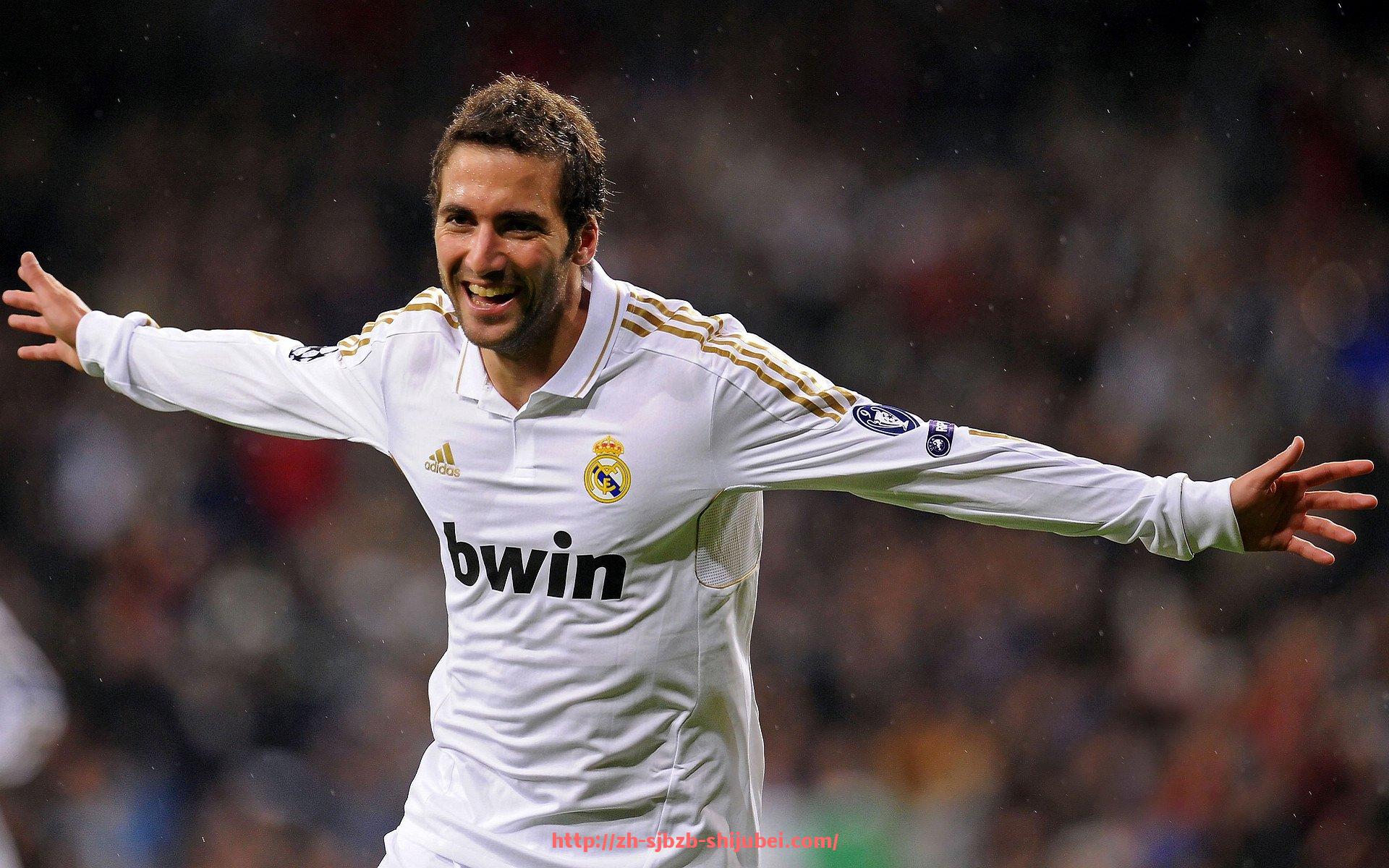 世俱杯直播-世俱杯球迷吐槽合集：热评、段子与真实情绪